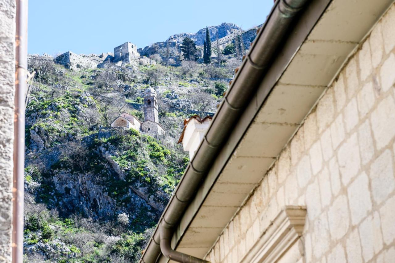 Apartmani Art Karampana Kotor Exterior foto