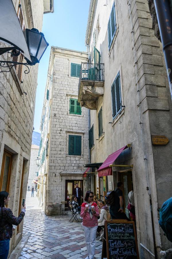 Apartmani Art Karampana Kotor Exterior foto